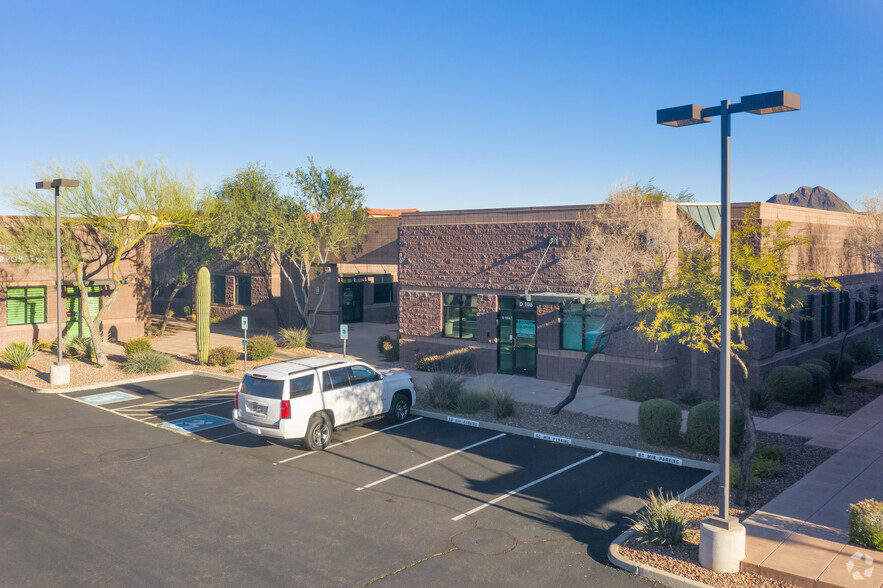 Primary Photo Of 42104 N Venture Ct, Anthem Medical For Sale