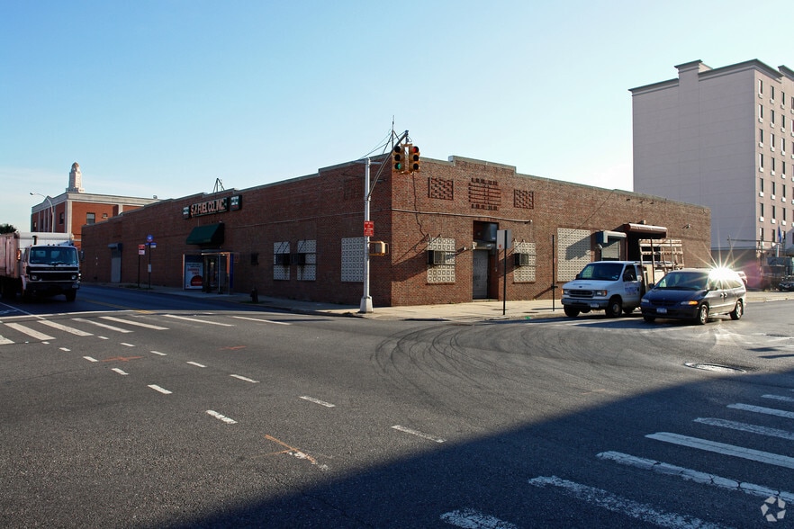 More Photos Of 601-603 Union St, Brooklyn Warehouse For Lease