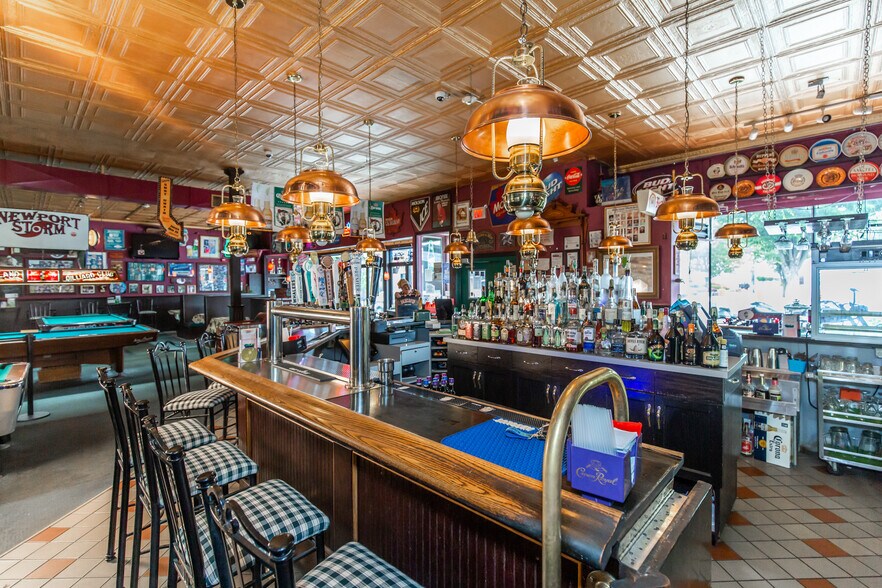 More Photos Of 2020-2026 Smith St, North Providence Freestanding For Sale