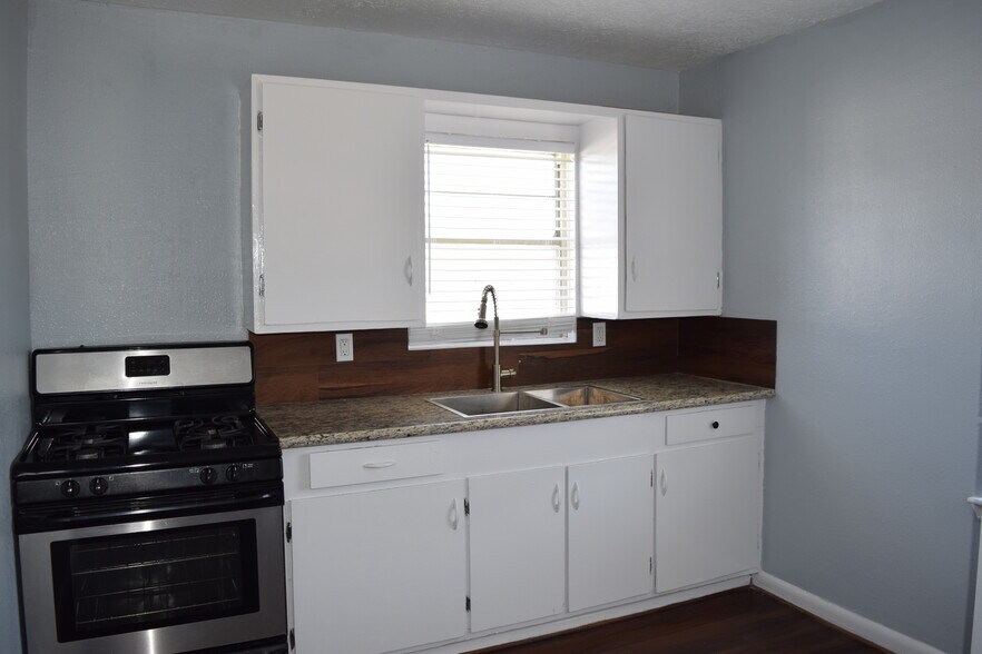 More Photos Of 904 Beverly Ave, Pasadena Apartments For Sale