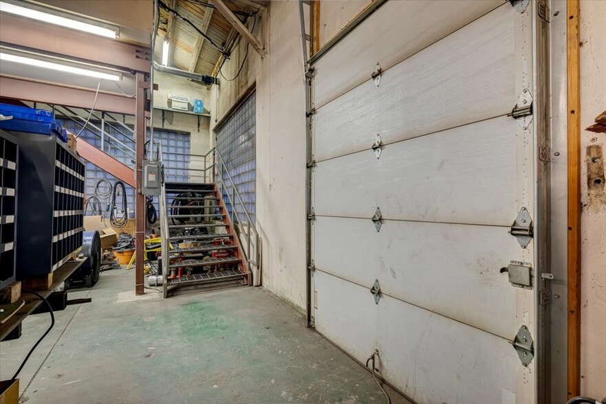 More Photos Of 530 S Main St, Bangor Manufacturing For Sale