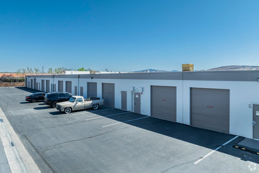 More Photos Of 340 Freeport Blvd, Sparks Flex For Lease