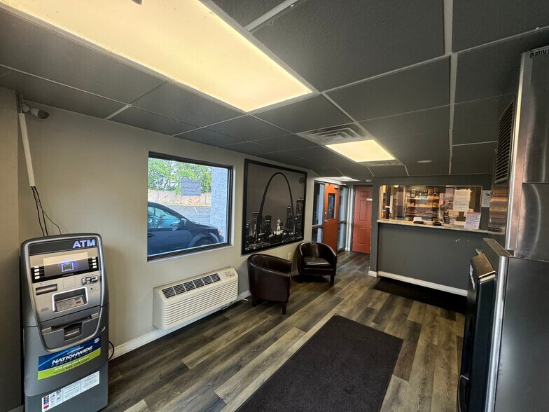 More Photos Of 1100 Lumiere Place Blvd, Saint Louis Hotel For Sale