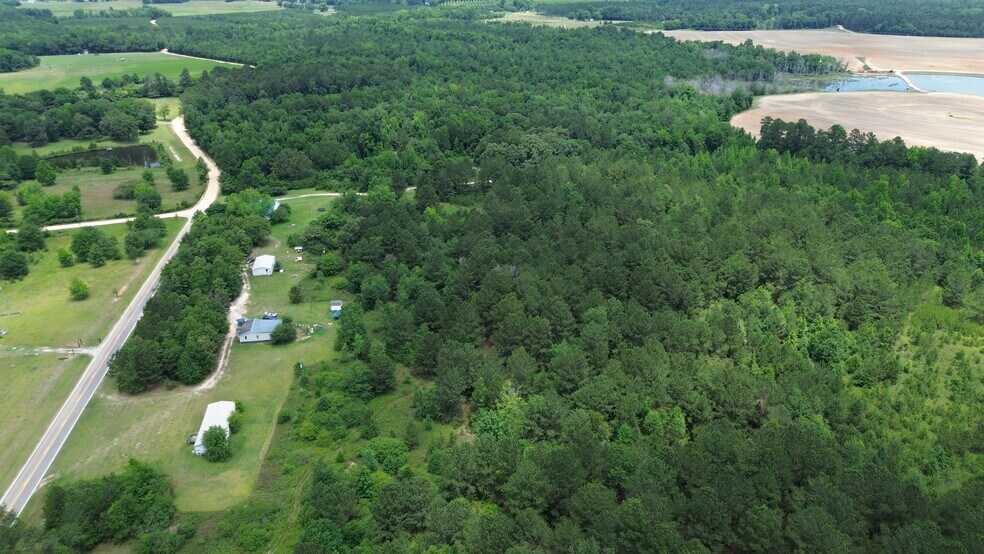 Primary Photo Of Churchwell Rd Rd, Cochran Land For Sale