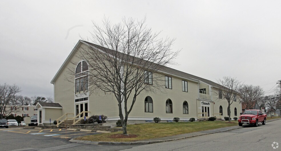 More Photos Of 227 Chelmsford St, Chelmsford Medical For Lease