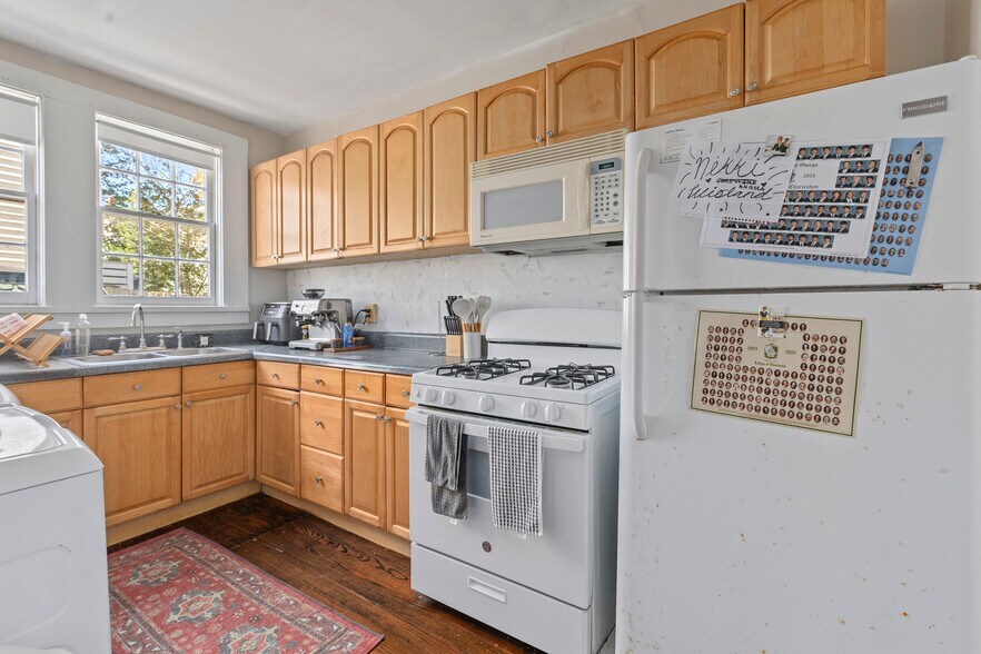 More Photos Of 94 Morris St, Charleston Apartments For Sale