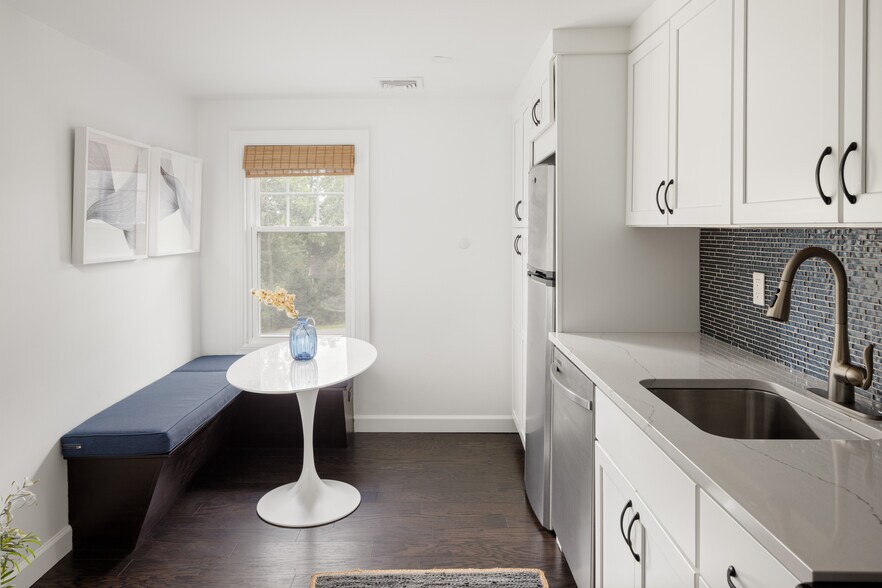 More Photos Of 9 Chambers Rd, West Park Lodge Meeting Hall For Sale