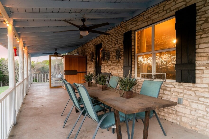 More Photos Of 5507 Travis Cook Rd, Austin Specialty For Sale