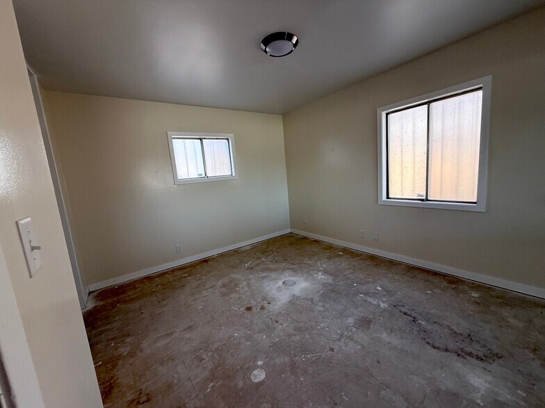More Photos Of 3615 N 44th St, Lincoln Freestanding For Sale