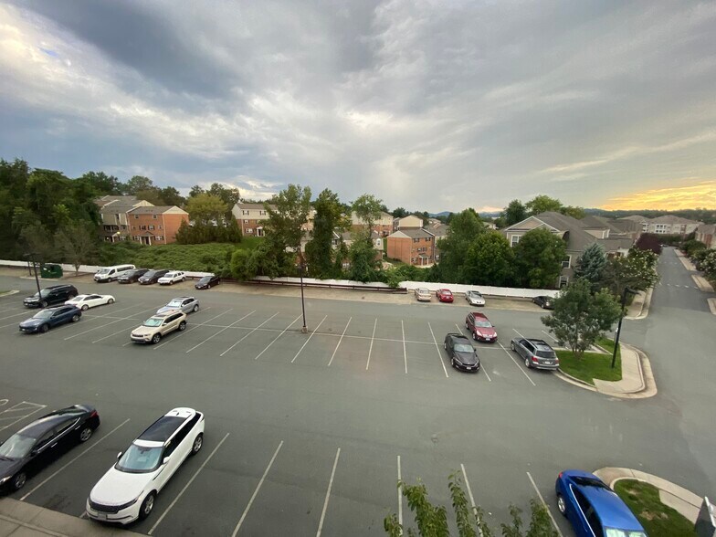 More Photos Of 943 Glenwood Station Ln, Charlottesville Medical For Lease
