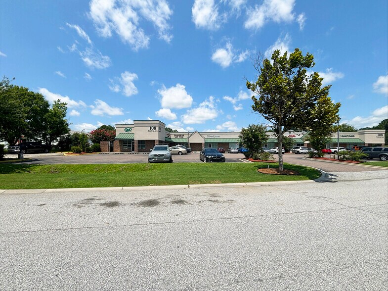 More Photos Of 108 Central Ave, Goose Creek Office For Sale
