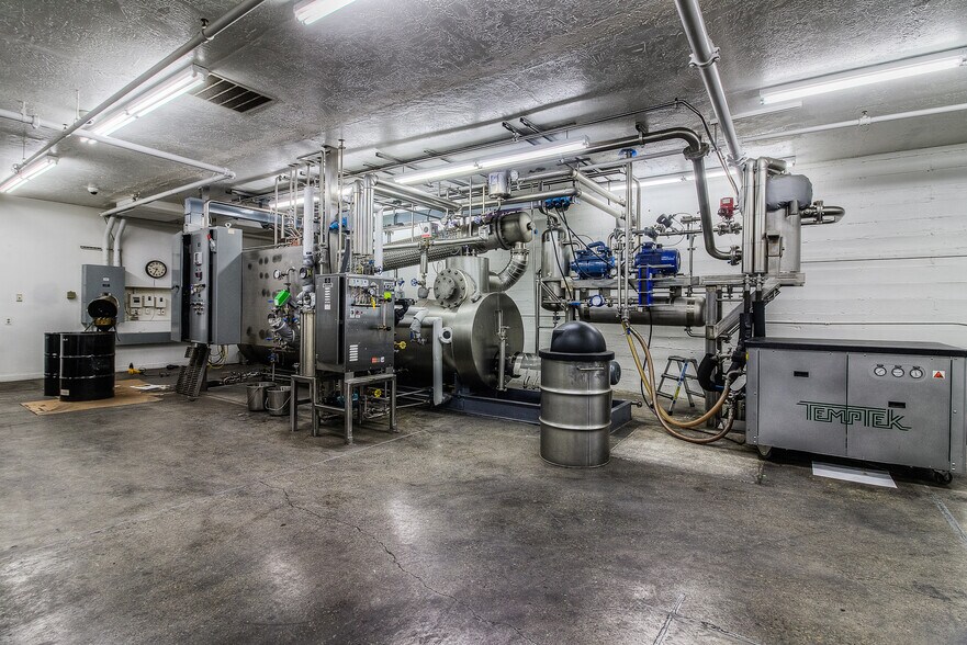 More Photos Of 11793 Fort Rd, White Swan Manufacturing For Sale