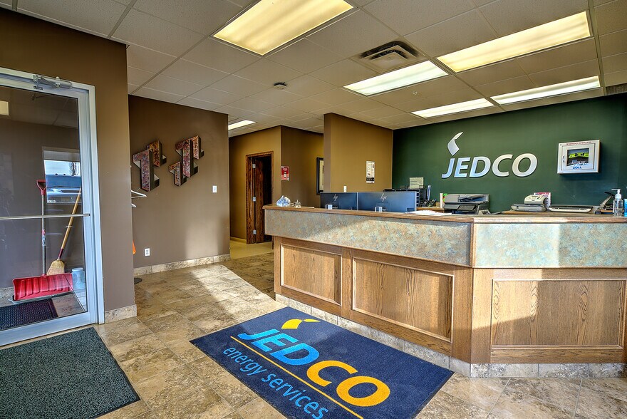 More Photos Of 135 & 141 Clearmile Avenue, Red Deer County Industrial For Sale