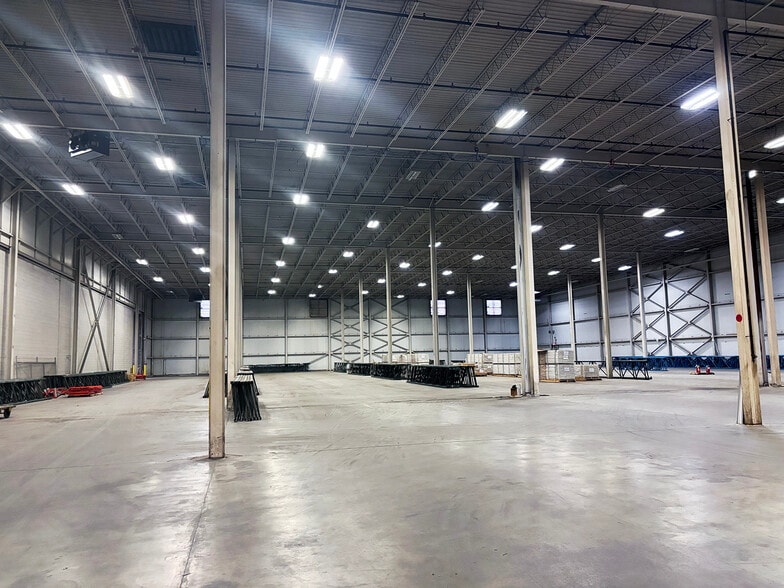 More Photos Of 37 NE 122nd St, Oklahoma City Refrigeration Cold Storage For Lease