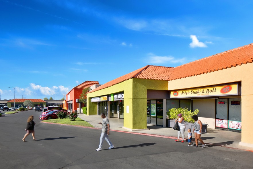 More Photos Of 44204-44276 10th St W, Lancaster Unknown For Lease