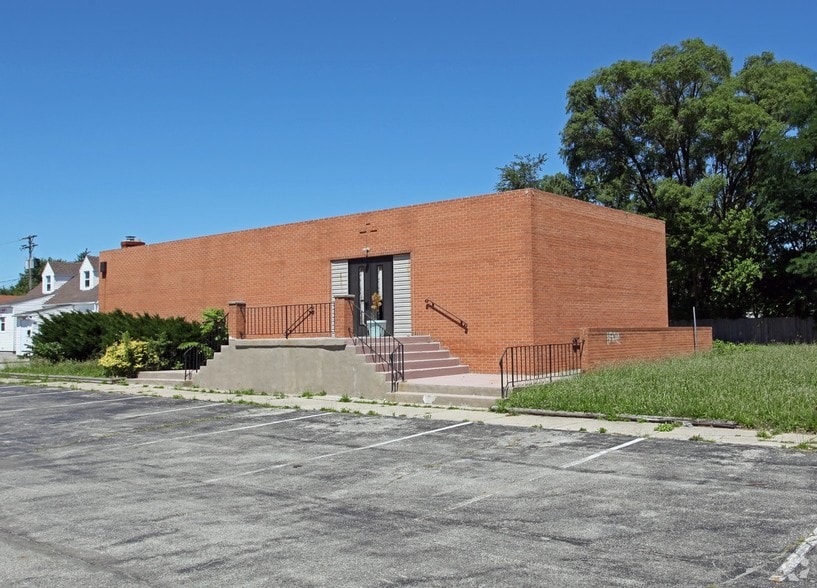 Primary Photo Of 5900 N Dixie Dr, Dayton Flex For Sale