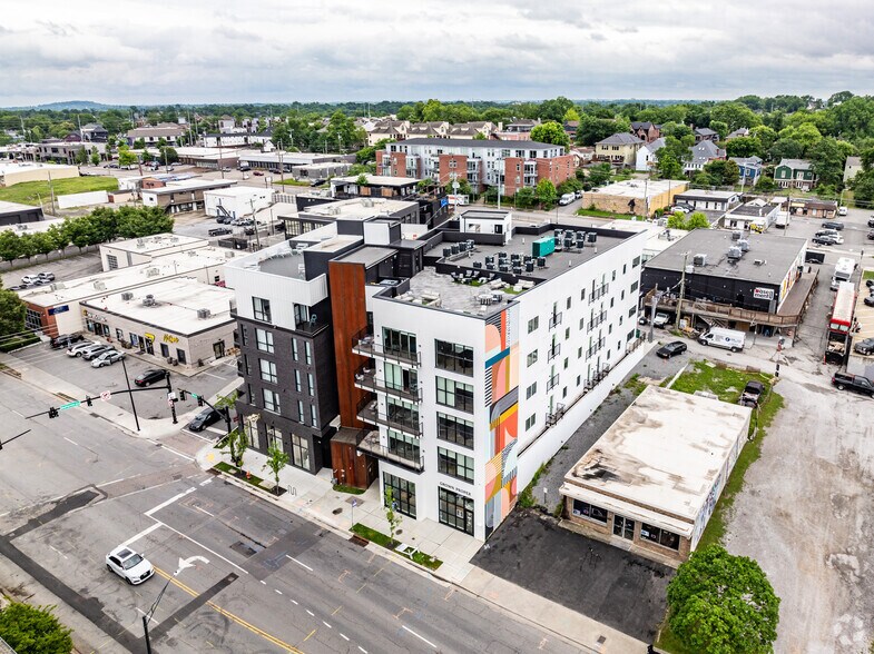 More Photos Of 18 Mcferrin Ave, Nashville Hospitality For Lease