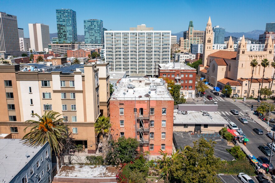 More Photos Of 2910 W 8th St, Los Angeles Apartments For Sale