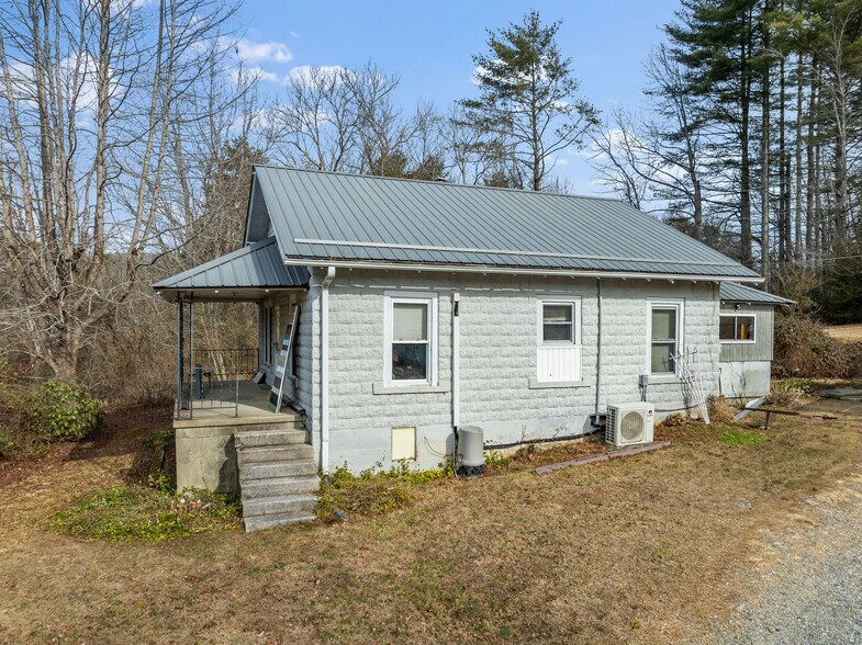 More Photos Of 146 Monteith Rd, Brevard Multifamily For Sale