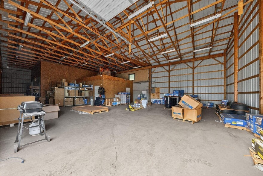 More Photos Of 2338 Broad St, Frankfort Industrial For Sale