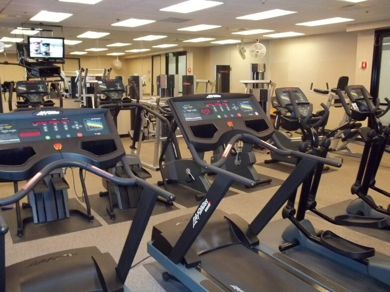 More Photos Of 2350 Mission College Blvd, Santa Clara Office For Lease