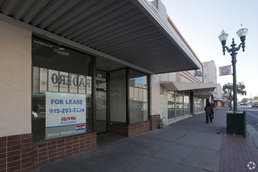 More Photos Of 208-210 S Stanton St, El Paso Storefront For Lease
