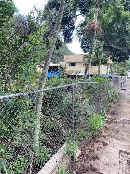 More Photos Of 96-1243 Waihona St, Pearl City Warehouse For Sale