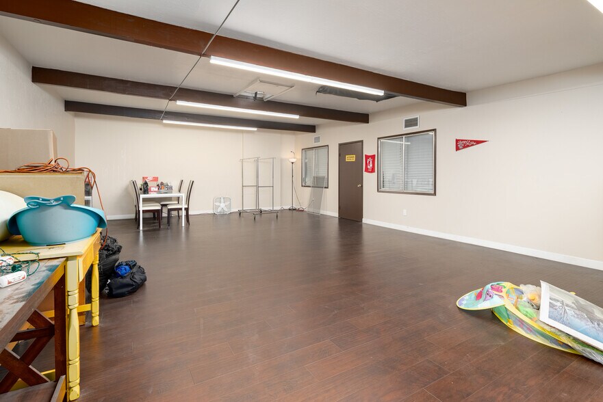 More Photos Of 4450 Enterprise St, Fremont Manufacturing For Sale