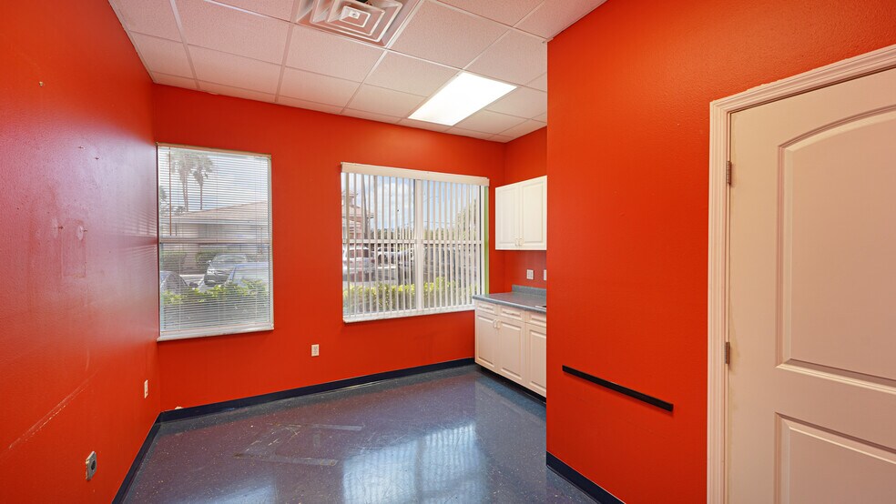 More Photos Of 3950 Sr-64 E, Bradenton Medical For Sale