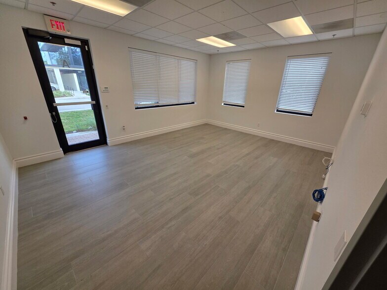More Photos Of 600 Capital St, Jupiter Unknown For Lease