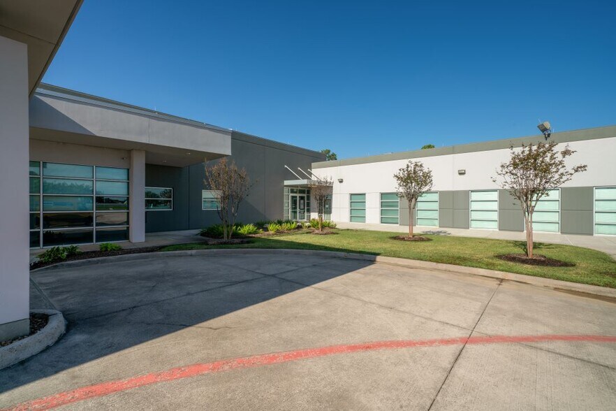 More Photos Of 24727 Tomball Pky, Tomball Medical For Lease