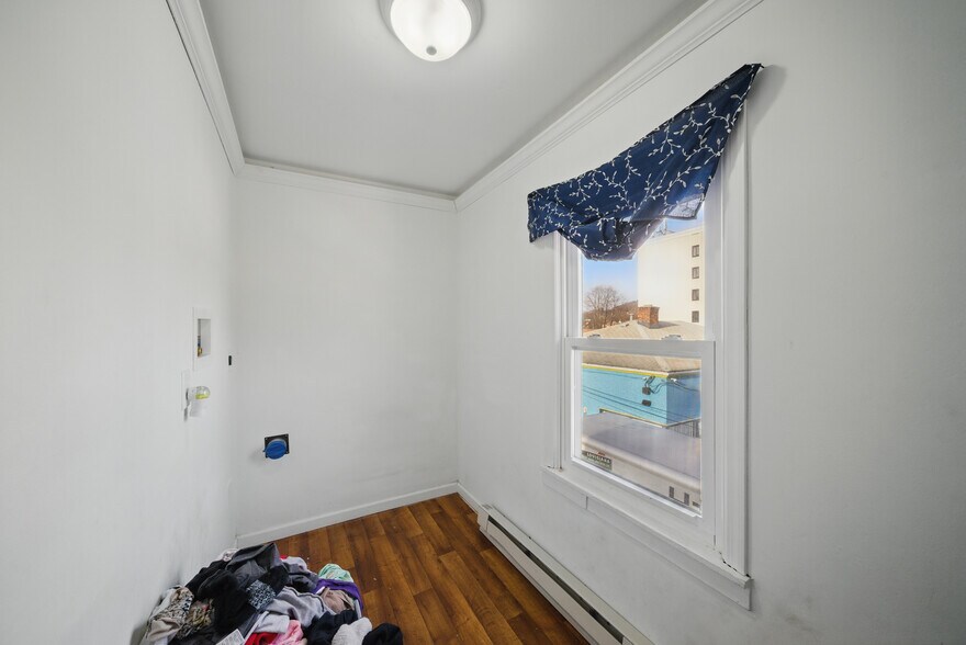 More Photos Of 203 E Blackwell St, Dover Multifamily For Sale