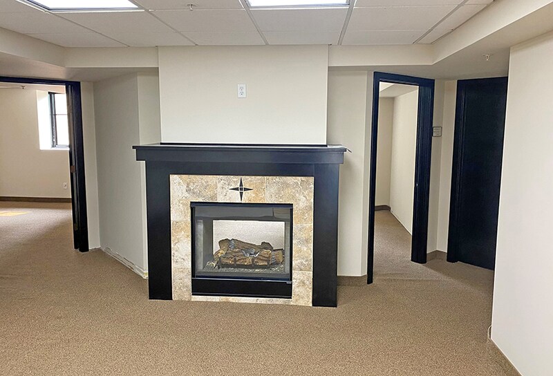 More Photos Of 1700 Niagara Ln, Plymouth Office Residential For Lease