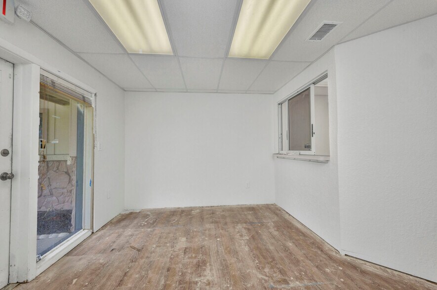 More Photos Of 3443 Tamiami Trl, Port Charlotte Medical For Lease