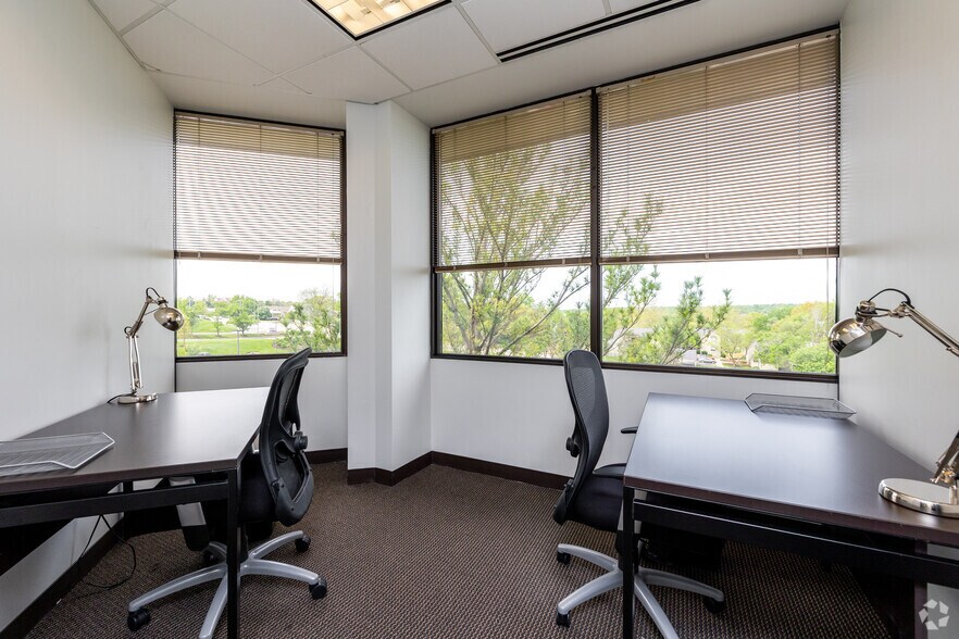 Photo of 3rd Floor Ste Office for 2
