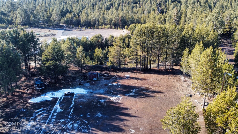 More Photos Of 109480 Highway 97 N, Chemult Hotel For Sale