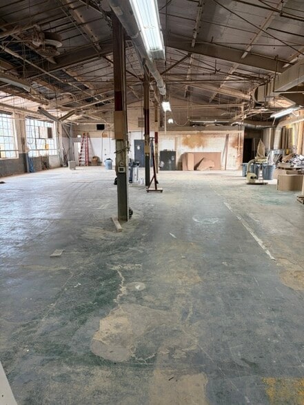 More Photos Of 100 8th St, Passaic Unknown For Lease