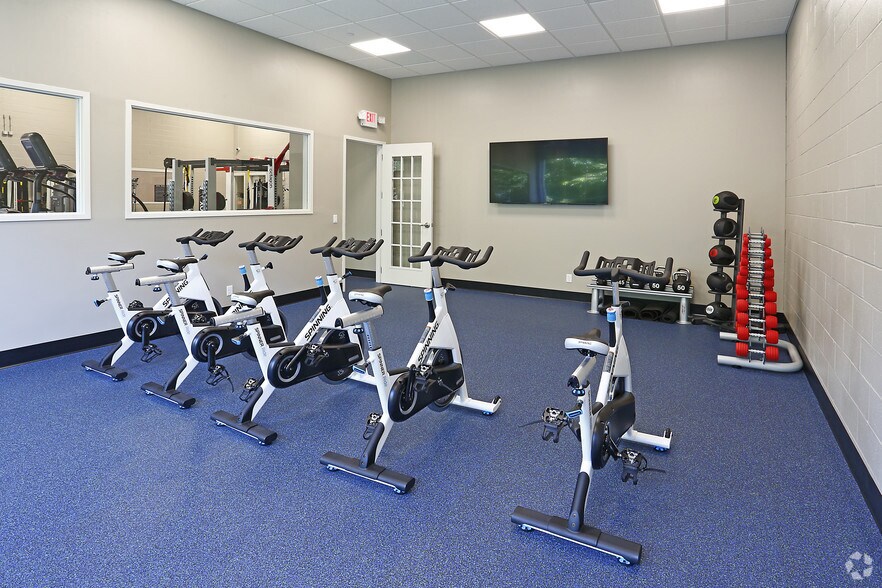 More Photos Of 10225 City Walk Dr, Woodbury Apartments For Sale