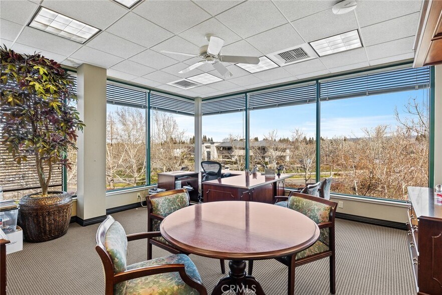 More Photos Of 901 Bruce Rd, Chico Office For Lease