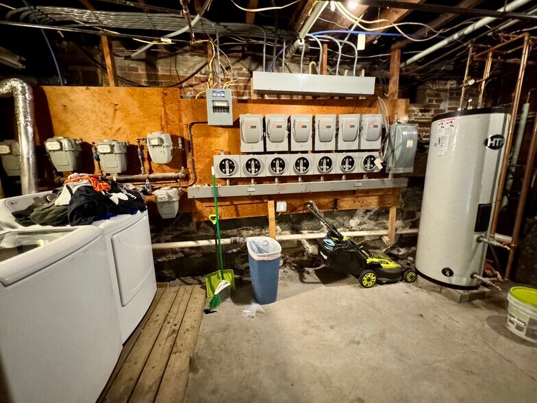More Photos Of 24 West St, Lebanon Apartments For Sale