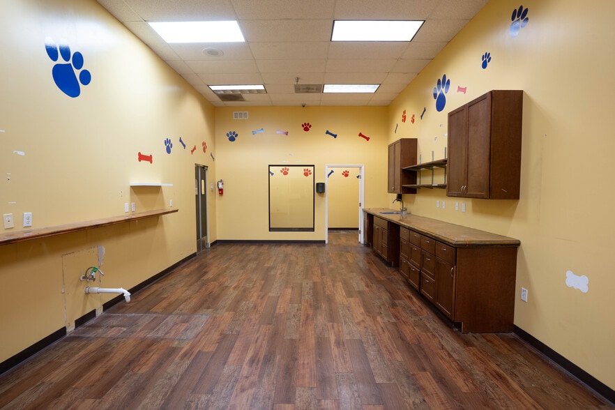 More Photos Of 33550 US Highway 19 N, Palm Harbor Freestanding For Lease