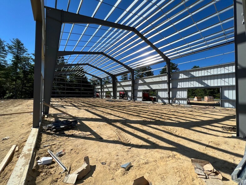 More Photos Of 1A Spring, Carver Warehouse For Sale