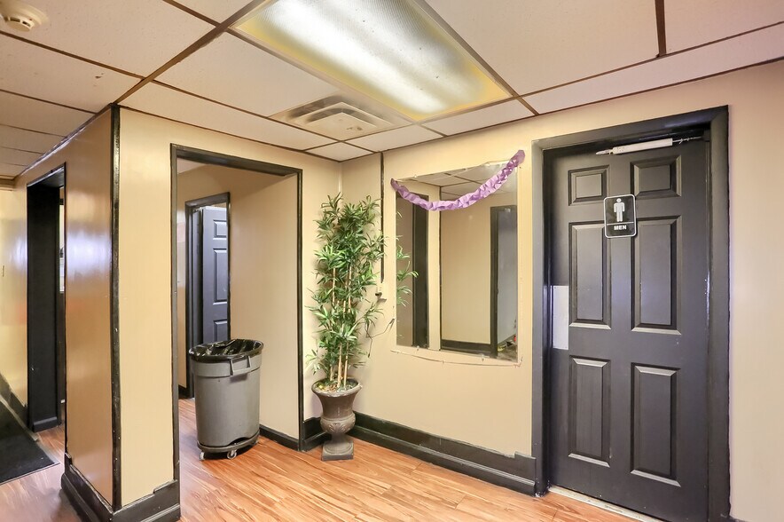 More Photos Of 7365 Denniston Ave, Pittsburgh General Retail For Sale