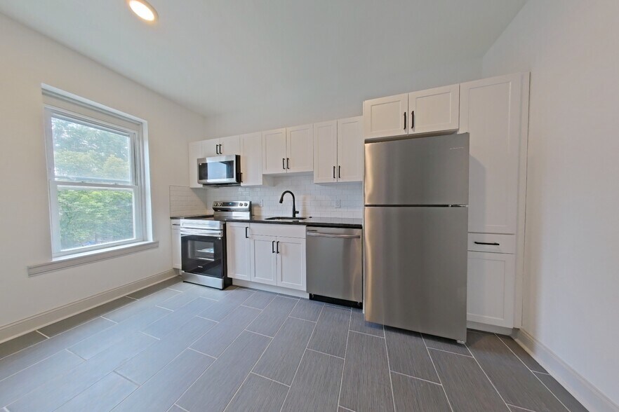 More Photos Of 201 Rochelle Ave, Philadelphia Multifamily For Sale