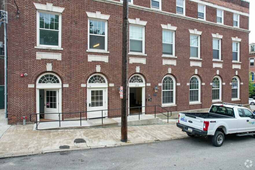 More Photos Of 212 45th St, Pittsburgh Apartments For Sale