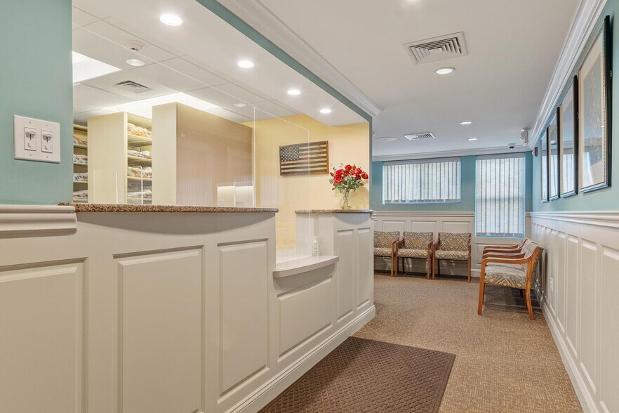 More Photos Of 200 Lincoln St, Worcester Medical For Sale