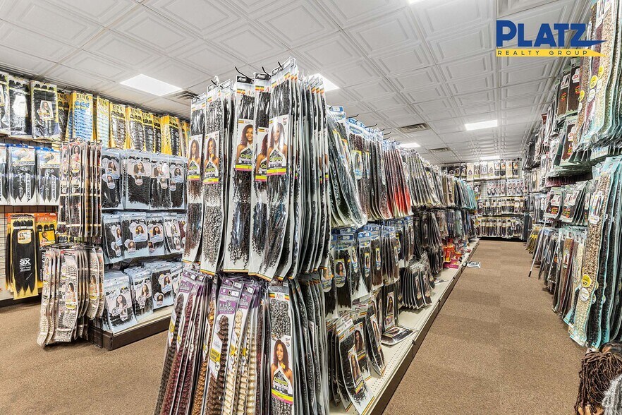 More Photos Of 231-239 Main Ave SW, Warren Storefront For Sale