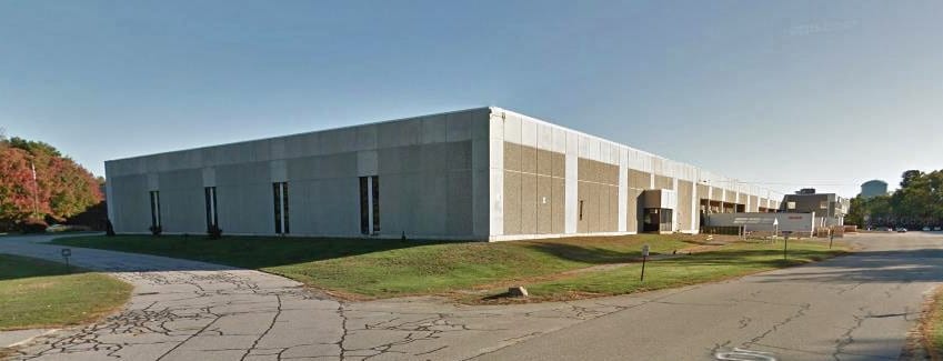 More Photos Of 90 Spencer Dr, Wells Warehouse For Lease