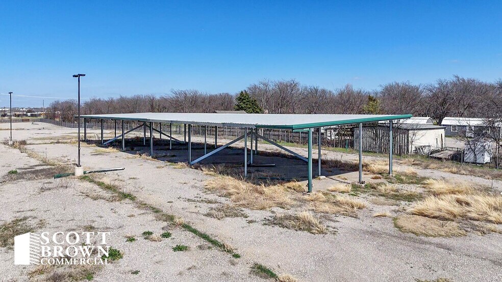 More Photos Of 101 W Dickson Ln, Little Elm Land For Lease