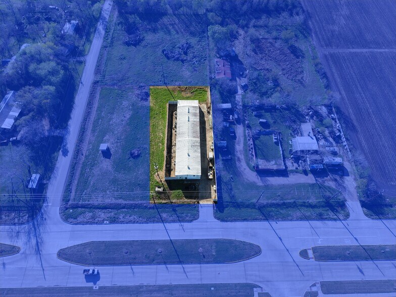 More Photos Of 3227 Cottonwood School Rd, Rosenberg Industrial For Lease